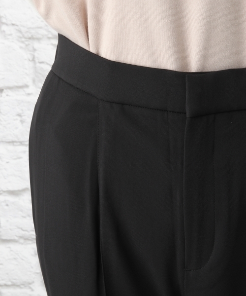 LEPSIM（レプシィム）の「ハイウエストピンタックパンツ　759070（その他パンツ・レディース・ライトベージュ/ブラック/グリーン・LARGE/MEDIUM）」の9枚目の写真