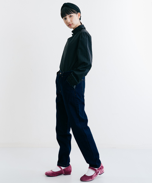 MERLOT（メルロー）の「デニム配色スカラップポケットテーパードパンツ000-5527（デニムパンツ・レディース・ブルー/ネイビー・FREE）」の5枚目の写真