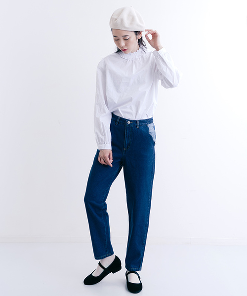 MERLOT（メルロー）の「デニム配色スカラップポケットテーパードパンツ000-5527（デニムパンツ・レディース・ブルー/ネイビー・FREE）」の6枚目の写真