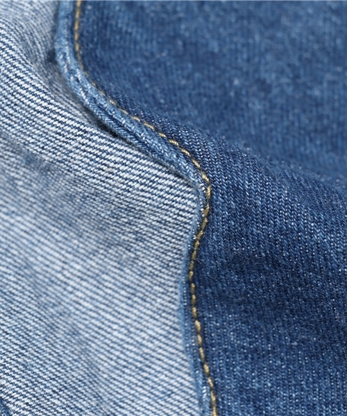 MERLOT（メルロー）の「デニム配色スカラップポケットテーパードパンツ000-5527（デニムパンツ・レディース・ブルー/ネイビー・FREE）」の3枚目の写真