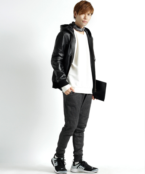 MONO-MART（モノマート）の「ドロップショルダーアスレジャースウェット（スウェット・メンズ・ホワイト/ブラック/ブルー/ワイン/チャコール/イエロー/カーキ/ピンク・FREE）」の9枚目の写真