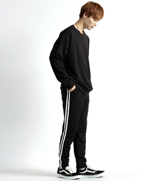 MONO-MART（モノマート）の「ドロップショルダーアスレジャースウェット（スウェット・メンズ・ホワイト/ブラック/ブルー/ワイン/チャコール/イエロー/カーキ/ピンク・FREE）」の19枚目の写真