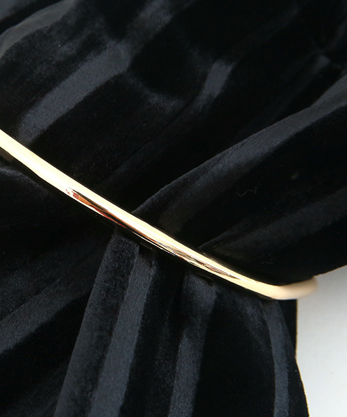 Luz Llena（ラズレナ）の「リング付きプリーツベロアトートバッグ（トートバッグ・レディース・ブラック/アイボリー/ワインレッド・ﾌﾘ-）」の15枚目の写真