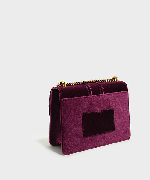 CHARLES & KEITH（チャールズ & キース）の「プッシュロックショルダーバッグ/PUSH-LOCK SHOULDER BAG（ショルダーバッグ・レディース・ブラック/バーガンディー/ゴールド系その他・S）」の11枚目の写真