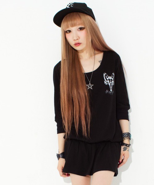 WEGO(ウィゴー)の「AYAMOコラボワンピース(ワンピース・レディース・ブラック・FREE)」の1枚目の写真