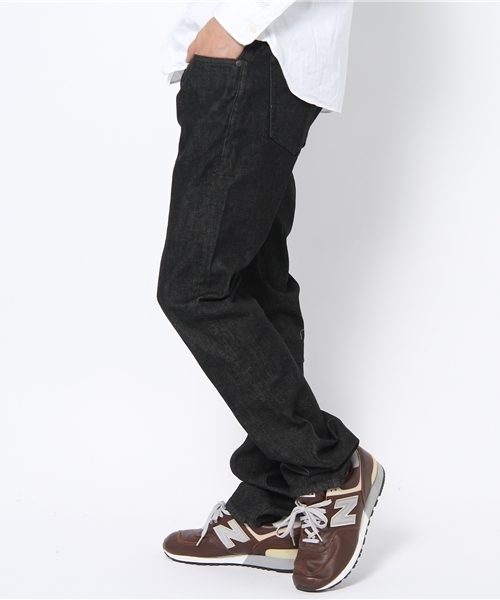 green label relaxing（グリーンレーベルリラクシング）の「SLIM FIT デニム 5POC BL（デニムパンツ・メンズ・ブラック・SMALL/MEDIUM/LARGE）」の2枚目の写真