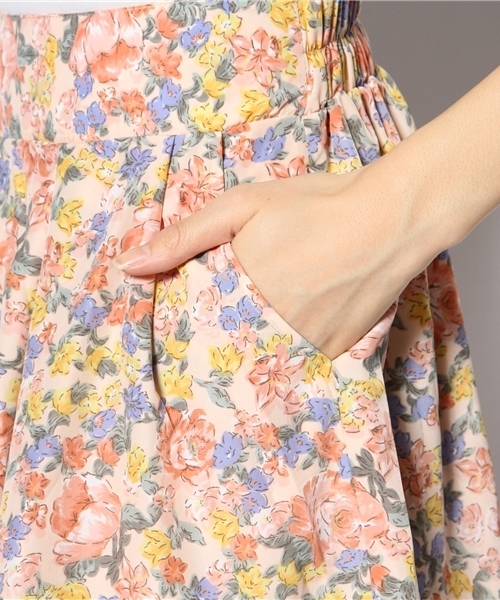 one after another NICE CLAUP（ワンアフターアナザーナイスクラップ）の「お花スカパン（スカート・レディース・オフホワイト/キャメル/ブラック・FREE）」の7枚目の写真