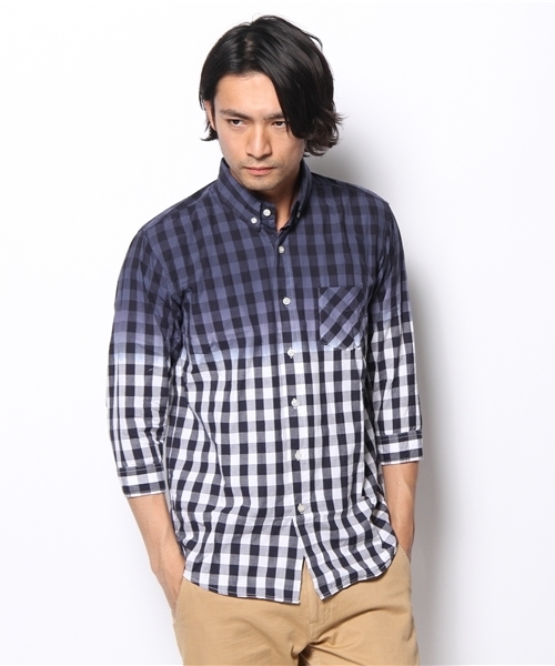 WHO'S WHO gallery（フーズフーギャラリー）の「グラデーション染BD7分シャツ（シャツ/ブラウス・メンズ・レッド/ブルー/ネイビー・MEDIUM/LARGE）」の4枚目の写真