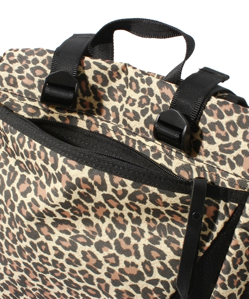 レオパード トゲトゲ スタッズ リュック Amazon.co.jp: [EVERSOUL] リュックサック バックパック