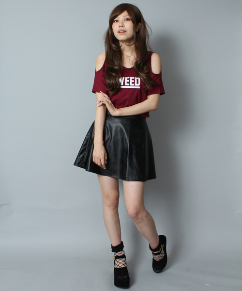 WEGO（ウィゴー）の「WEGO/フェイクレザーサークルスカート（スカート・レディース・ブラック/ネイビー/ゴールド・MEDIUM/LARGE）」の15枚目の写真