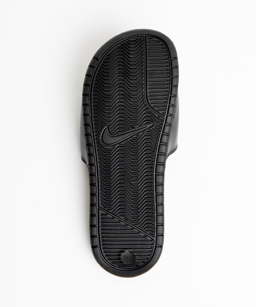 NIKE（ナイキ）の「WEGO/NIKE ベナッシJDI（サンダル・レディース・ブラック/グリーン系その他/ホワイト/ゴールド・MEDIUM/SMALL/X-SMALL）」の8枚目の写真