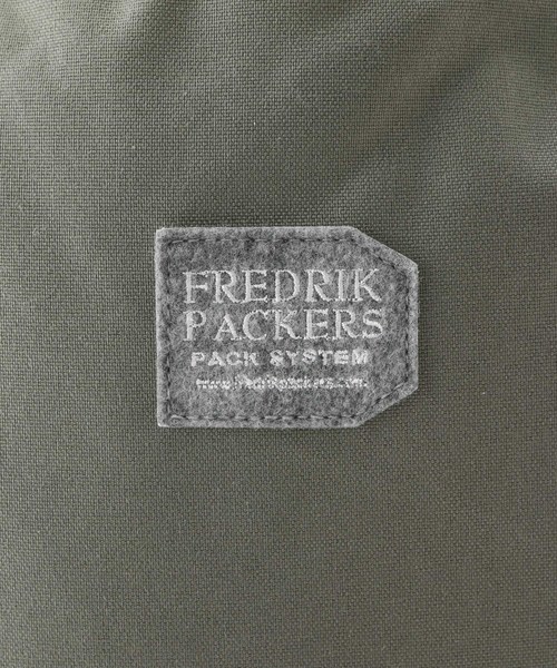FREDRIK PACKERS(フレドリックパッカーズ)の「【FREDRIK PACKERS】500D DAY PACK(バックパック/リュック・メンズ・チャコールグレー/ブラック/ベージュ・FREE)」の10枚目の写真