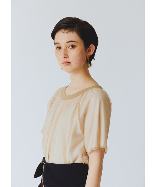 TEVALT(ヴァレット)の「チュール 天竺レイヤード 半袖プルオーバー(Tシャツ/カットソー・レディース・ベージュ/カーキ/ダークネイビー・38)」の4枚目の写真