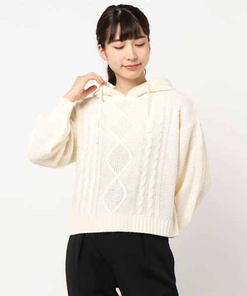 rps（アールピーエス）の「ケーブル編みニットパーカー（ニット/セーター・レディース・ベージュ/ネイビー/アイボリー/ラベンダー・M）」の18枚目の写真