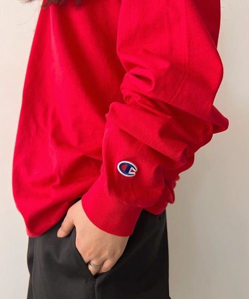 Champion(チャンピオン)の「Champion Authentic LONGSLEEVE T-SHIRTS チャンピオン ベーシック ロンT ワンポイント オーバーサイズ サイズ展開多数 5.2オンス L/S 長袖Tシャツ/CC8C(Tシャツ/カットソー・レディース・ブラック/ホワイト/ネイビー/杢グレー/レッド/ロイヤルブルー・M/L/S/XL)」の19枚目の写真