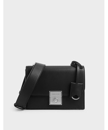 CHARLES & KEITH | クラシックボクシー プッシュロッククロスボディバッグ / Classic Boxy Push Lock Crossbody Bag(ショルダーバッグ)
