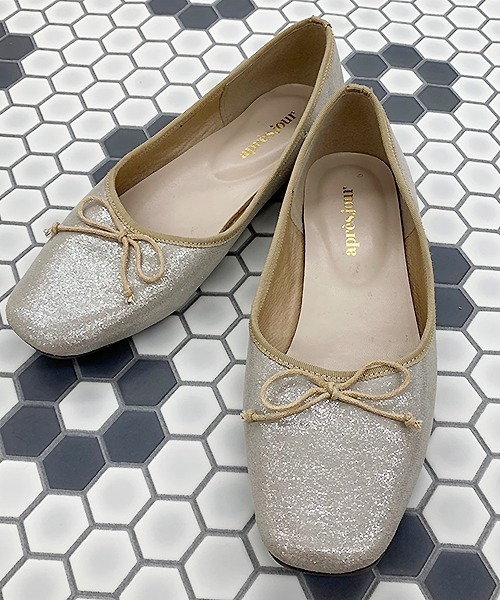 apres jour（アプレジュール）の「バレエシューズ【ZOZOTOWN限定アイテム】（パンプス・レディース・ブラック/ボルドー/ゴールド/その他/アイボリー・MEDIUM/LARGE/SMALL/X-LARGE）」の5枚目の写真