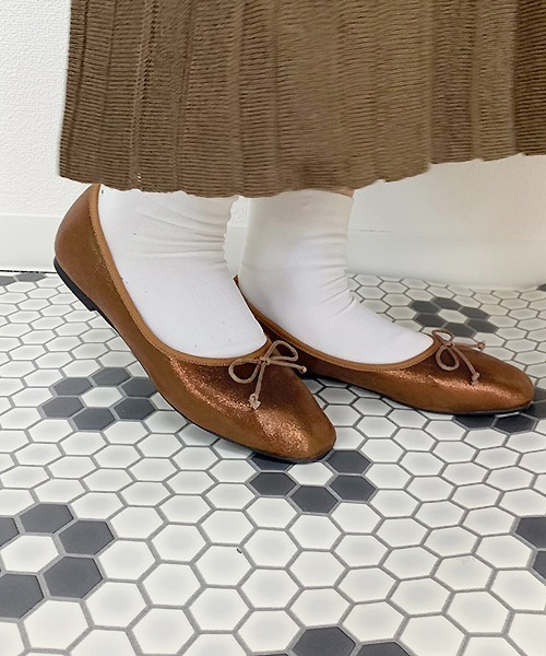 apres jour（アプレジュール）の「バレエシューズ【ZOZOTOWN限定アイテム】（パンプス・レディース・ブラック/ボルドー/ゴールド/その他/アイボリー・MEDIUM/LARGE/SMALL/X-LARGE）」の8枚目の写真