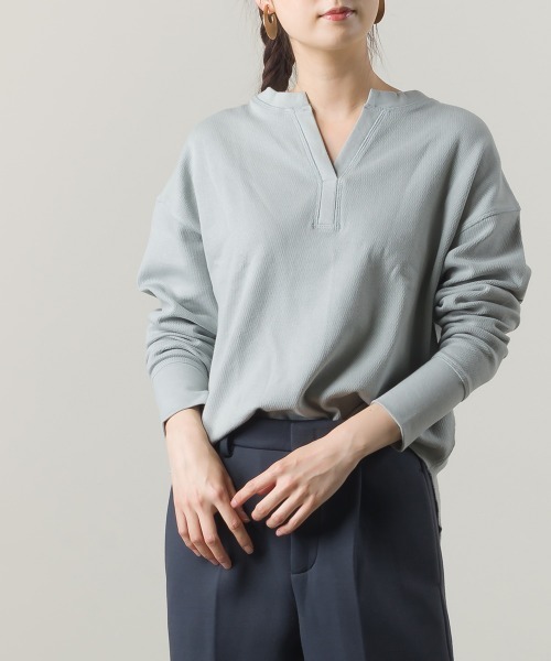 OMNES(オムネス)の「ハニカムストレッチバッグスリットプルオーバー(Tシャツ/カットソー・レディース・ホワイト/ブラック/ベージュ/カーキ/ラベンダー/ブルーグレー/ブラウン/ライトグレー・FREE)」の5枚目の写真