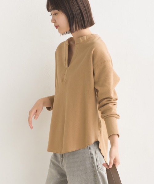 OMNES(オムネス)の「ハニカムストレッチバッグスリットプルオーバー(Tシャツ/カットソー・レディース・ホワイト/ブラック/ベージュ/カーキ/ラベンダー/ブルーグレー/ブラウン/ライトグレー・FREE)」の10枚目の写真