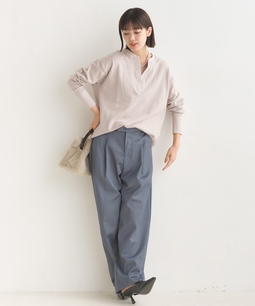 OMNES(オムネス)の「ハニカムストレッチバッグスリットプルオーバー(Tシャツ/カットソー・レディース・ホワイト/ブラック/ベージュ/カーキ/ラベンダー/ブルーグレー/ブラウン/ライトグレー・FREE)」の19枚目の写真