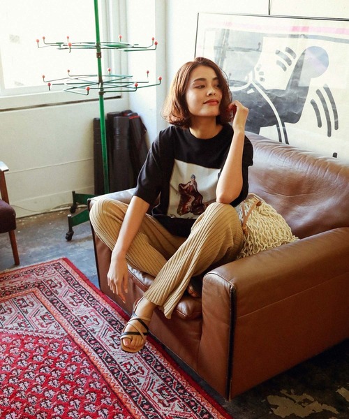 PENDLETON(ペンドルトン)の「【PENDLETON(ペンドルトン)】別注BIG Tシャツ(Tシャツ/カットソー・レディース・オフホワイト/ブラック/ベージュ・FREE)」の5枚目の写真