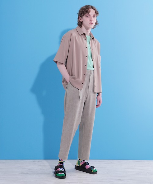 EMMA CLOTHES(エマクローズ)の「共地ベルト付き1タックワイドテーパードパンツ(その他パンツ・メンズ・ブラック/ベージュ/グレー・M/L)」の16枚目の写真