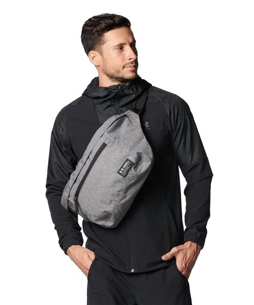 UNDER ARMOUR（アンダーアーマー）の「UAラージ ウエストバッグ（トレーニング/メンズ/レディース）（ボディバッグ/ウエストポーチ・レディース・ブラック/グレー・ONESIZE）」の12枚目の写真