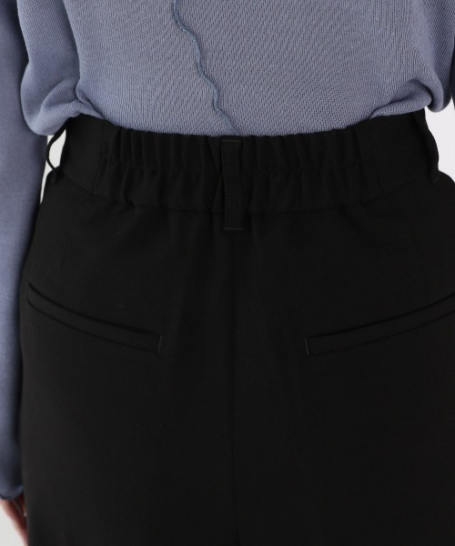 LOWRYS FARM(ローリーズファーム)の「カラータックワイドパンツ 893687(その他パンツ・レディース・ブラック/グリーン/アイボリー/マスタード・MEDIUM/LARGE)」の12枚目の写真