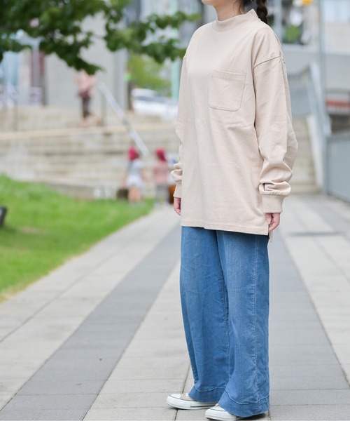 JOHN'S CLOSET（ジョンズクローゼット）の「【i】天竺 モックネック ロングTシャツ（Tシャツ/カットソー・メンズ・ホワイト/テラコッタ/ライトベージュ/ライトパープル/サックスブルー/ブラック/パープル/チャコールグレー/グリーン・MEDIUM/X-LARGE/LARGE）」の13枚目の写真