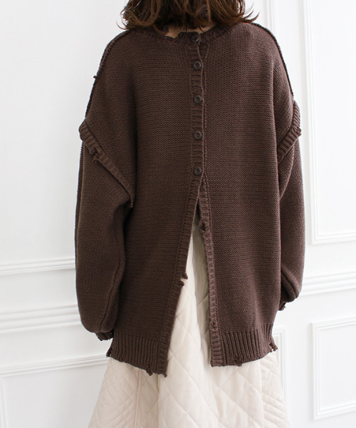 MODE ROBE（モードローブ）の「2WAYクラッシュデザインオーバーニット（ニット/セーター・レディース・ブラウン/アイボリー・FREE）」の14枚目の写真