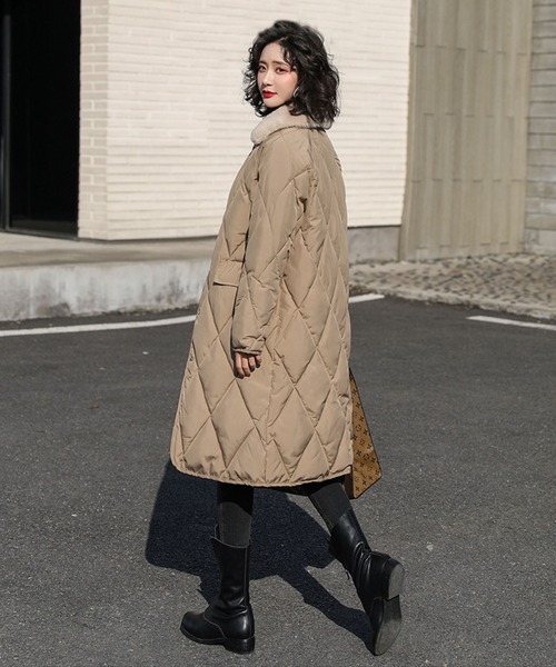 d*g様 ベージュ ファー付きキルティングコート セール】エコファー襟