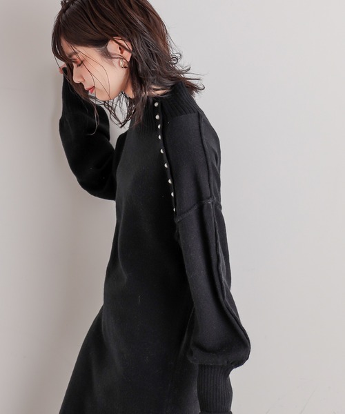 natural couture(ナチュラルクチュール)の「【WEB限定】サイドパールネックニットワンピース(ワンピース・レディース・ブラック/カーキ/サックスブルー/アイボリー/モカ・FREE)」の17枚目の写真