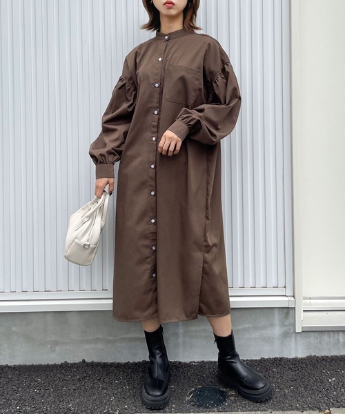 Chillfar（チルファー）の「ボリュームスリーブシャツワンピース（シャツワンピース・レディース・ホワイト/チャコール/ベージュ/ブラウン/ブラック・MEDIUM/LARGE）」の12枚目の写真