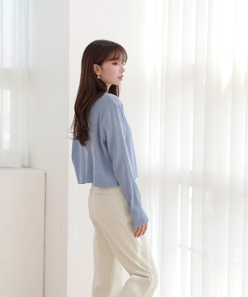by muni:r（バイ ムニール）の「スタンダードフィットラウンドネックリブカーディガン（カーディガン/ボレロ・レディース・ブラック/ベージュ/ブルー・FREE）」の14枚目の写真