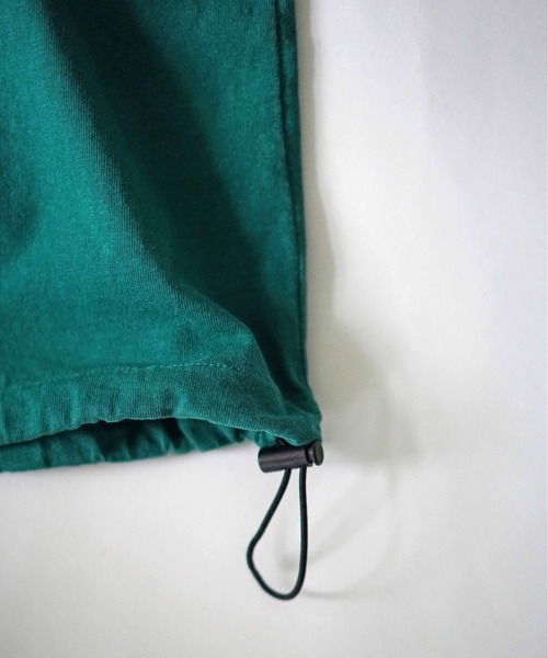 REMI RELIEF（レミレリーフ）の「REMI RELIEF(レミレリーフ) 別注オーバーサイズドローコード刺繍TEE 16/-天竺（Tシャツ/カットソー・メンズ・ホワイト/グリーン・SMALL/MEDIUM/LARGE）」の10枚目の写真