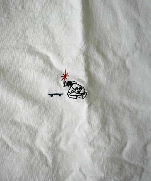 REMI RELIEF（レミレリーフ）の「REMI RELIEF(レミレリーフ) 別注オーバーサイズドローコード刺繍TEE 16/-天竺（Tシャツ/カットソー・メンズ・ホワイト/グリーン・SMALL/MEDIUM/LARGE）」の5枚目の写真