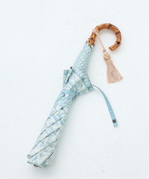 utatane（ウタタネ）の「折りたたみ日傘 完全遮光100％ 晴雨兼用 インド更紗柄（内ストラップ付）（折りたたみ傘・レディース・ネイビー/レッド/マスタード/ピンク/ブルー・FREE）」の15枚目の写真