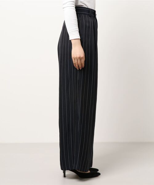 COOMB（クーム）の「ピンストライプワイドパンツ（その他パンツ・レディース・ネイビー・38(M)/40(L)）」の3枚目の写真