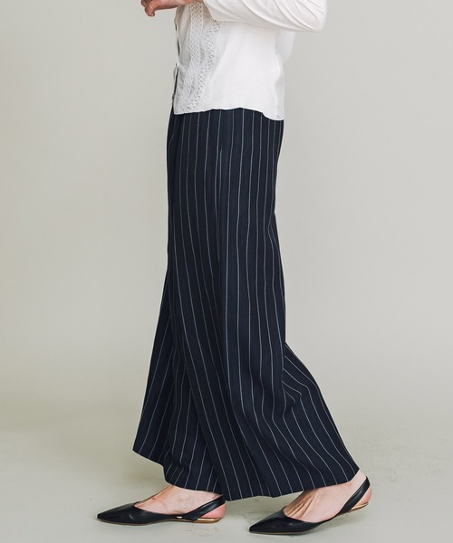 COOMB（クーム）の「ピンストライプワイドパンツ（その他パンツ・レディース・ネイビー・38(M)/40(L)）」の12枚目の写真
