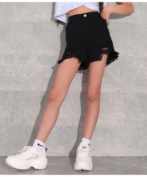 ANAP GｉRL（アナップガール）の「裾クラッシュモノトーンツイルショートパンツ（その他パンツ・キッズ・ホワイト/ブラック・S/M/XS）」の6枚目の写真