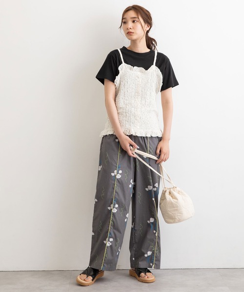 POU DOU DOU（プードゥドゥ）の「drawingフラワープリントイージーパンツ（その他パンツ・レディース・ピンク/ダークグレー・3）」の11枚目の写真