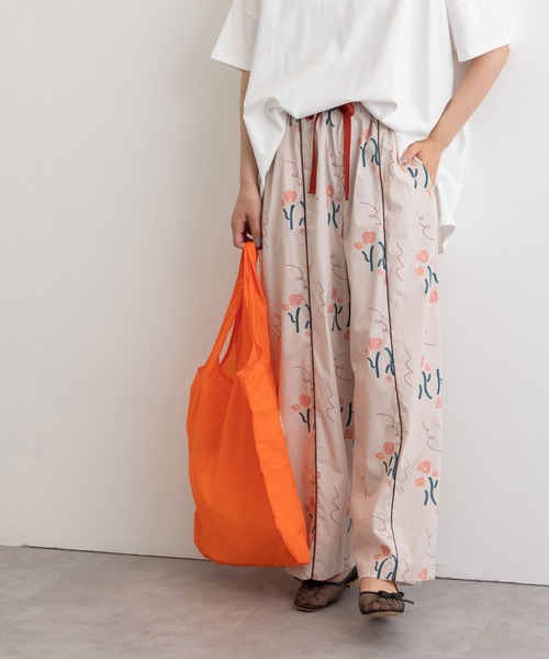 POU DOU DOU（プードゥドゥ）の「drawingフラワープリントイージーパンツ（その他パンツ・レディース・ピンク/ダークグレー・3）」の18枚目の写真