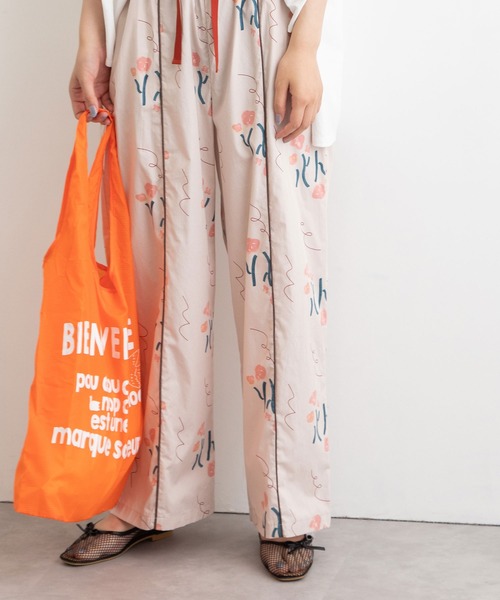 POU DOU DOU（プードゥドゥ）の「drawingフラワープリントイージーパンツ（その他パンツ・レディース・ピンク/ダークグレー・3）」の10枚目の写真