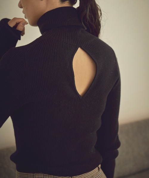 MARIE MILLER(マリー ミラー)の「Marie Miller BACK SLIT TURTLE KNIT (マリーミラー バックスリットタートルニット)(3colors)(Women's)(MM015)(ニット/セーター・レディース・ブラック/ラベンダー/オートミール・FREE)」の3枚目の写真
