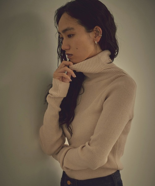 MARIE MILLER(マリー ミラー)の「Marie Miller BACK SLIT TURTLE KNIT (マリーミラー バックスリットタートルニット)(3colors)(Women's)(MM015)(ニット/セーター・レディース・ブラック/ラベンダー/オートミール・FREE)」の11枚目の写真