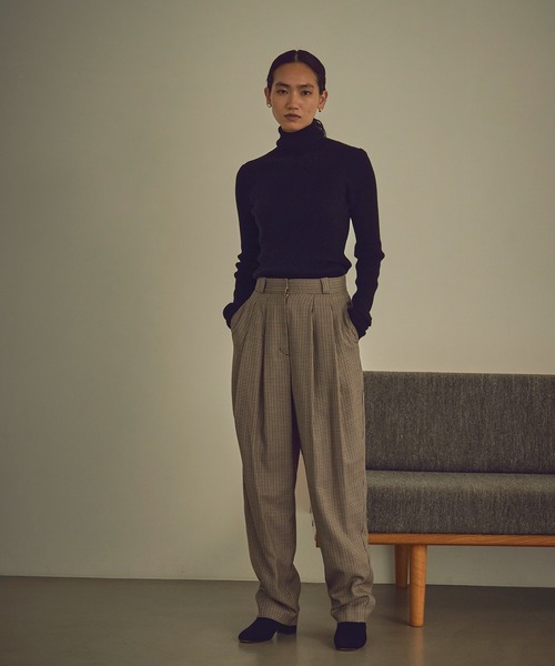 MARIE MILLER(マリー ミラー)の「Marie Miller BACK SLIT TURTLE KNIT (マリーミラー バックスリットタートルニット)(3colors)(Women's)(MM015)(ニット/セーター・レディース・ブラック/ラベンダー/オートミール・FREE)」の5枚目の写真