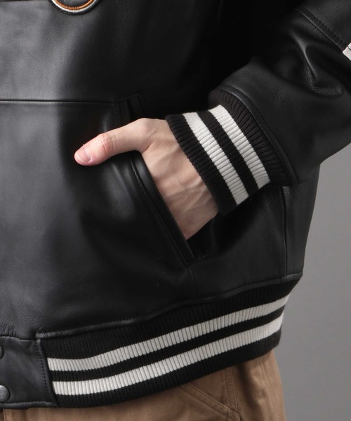 AVIREX（アヴィレックス）の「ヴァーシティ ジャケット ニューヨークシティ/VARSITY JACKET NEWYORK CITY/アヴィレックス/AVIREX（スタジャン・メンズ・ブラック/ネイビー・MEDIUM/LARGE/X-LARGE/XX-LARGE）」の11枚目の写真