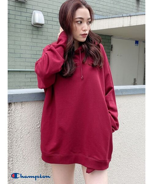 Champion（チャンピオン）の「Champion BIG Hoodie（パーカー・レディース・ブラック/ベージュ/ブラウン/ボルドー・FREE）」の9枚目の写真