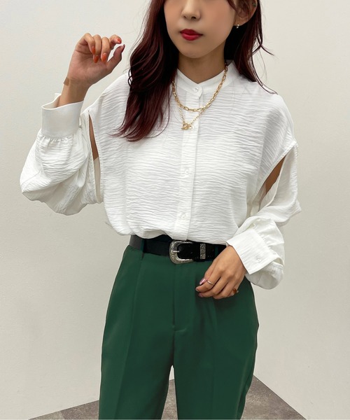 apres jour mignon（アプレジュールミニョン）の「袖スリットバンドカラーシャツ 【ZOZOTOWN限定アイテム】（シャツ/ブラウス・レディース・ブルー/グリーン/ボルドー/ブラック/オフホワイト・X-LARGE/フリー）」の6枚目の写真